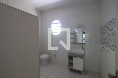 Casa à venda com 587m², 3 quartos e 2 vagasBanheiro da Suíte