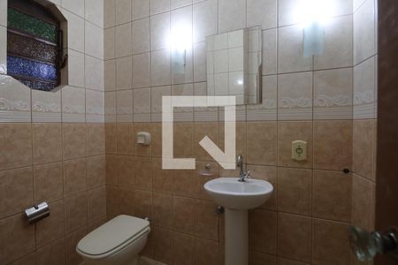 Casa à venda com 587m², 3 quartos e 2 vagasLavabo