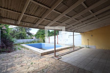 Casa à venda com 587m², 3 quartos e 2 vagasÁrea comum - Piscina