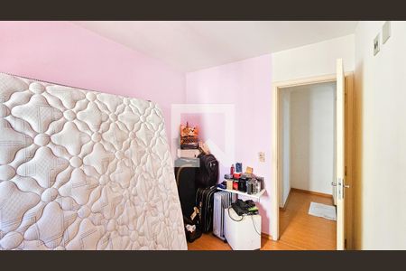 Quarto 1 de apartamento para alugar com 2 quartos, 50m² em Vila Merces, Carapicuíba