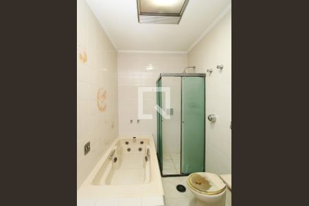 Casa à venda com 180m², 4 quartos e 2 vagasBanheiro da Suíte