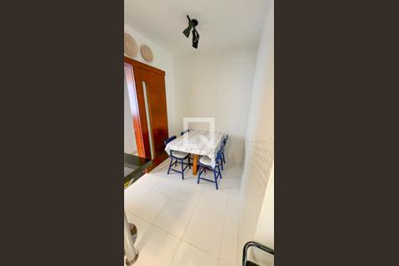 Apartamento à venda com 60m², 2 quartos e 1 vaga Apartamento à venda com 60m², 2 quartos e 1 vagaCozinha