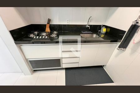Apartamento à venda com 60m², 2 quartos e 1 vaga Apartamento à venda com 60m², 2 quartos e 1 vagaCozinha