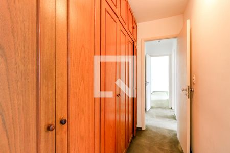 Apartamento à venda com 92m², 3 quartos e 1 vaga Apartamento à venda com 92m², 3 quartos e 1 vagaCloset da Suíte