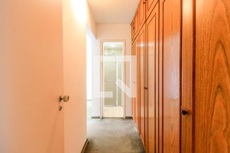 Apartamento à venda com 92m², 3 quartos e 1 vaga Apartamento à venda com 92m², 3 quartos e 1 vagaCloset da Suíte