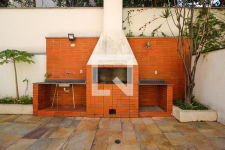 Apartamento à venda com 40m², 1 quarto e 1 vaga Apartamento à venda com 40m², 1 quarto e 1 vagaÁrea comum - Churrasqueira