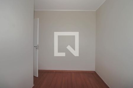 Quarto 1 de apartamento para alugar com 2 quartos, 40m² em Rubem Berta, Porto Alegre