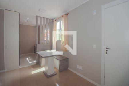 Sala de apartamento para alugar com 2 quartos, 40m² em Rubem Berta, Porto Alegre