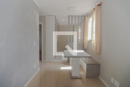 Sala de apartamento para alugar com 2 quartos, 40m² em Rubem Berta, Porto Alegre