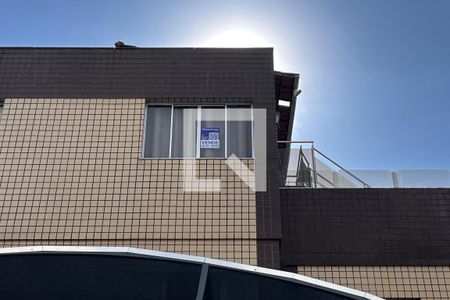 Apartamento à venda com 175m², 3 quartos e 2 vagas Apartamento à venda com 175m², 3 quartos e 2 vagasPlaquinha Instalada