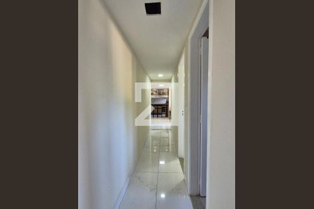 Apartamento à venda com 82m², 2 quartos e 1 vagaCorredor