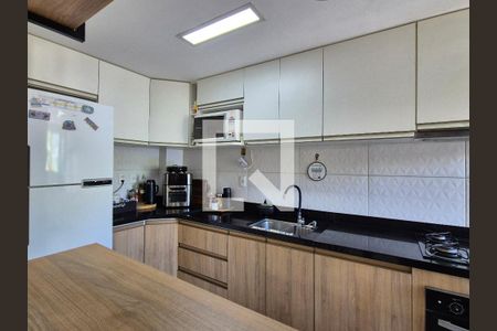 Apartamento à venda com 82m², 2 quartos e 1 vagaCozinha