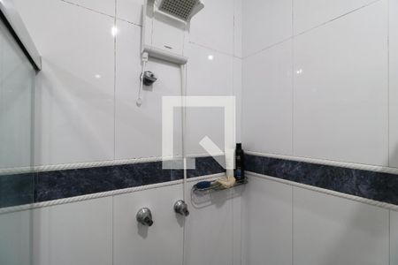 Casa à venda com 180m², 3 quartos e 4 vagasBanheiro da Suíte - Box