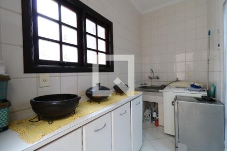 Casa à venda com 180m², 3 quartos e 4 vagasÁrea de Serviço