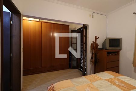 Casa à venda com 180m², 3 quartos e 4 vagasSuíte