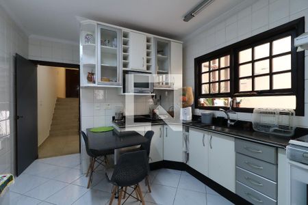 Casa à venda com 180m², 3 quartos e 4 vagasCozinha