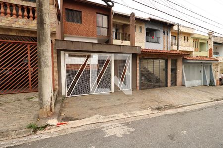 Casa à venda com 180m², 3 quartos e 4 vagasFachada