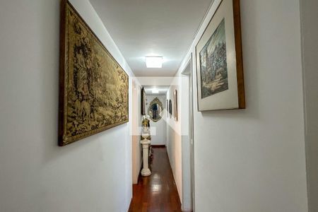 Apartamento à venda com 110m², 3 quartos e 1 vagaCorredor