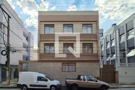 Apartamento à venda com 87m², 2 quartos e sem vaga Apartamento à venda com 87m², 2 quartos e sem vagaFachada