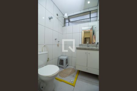 Apartamento à venda com 87m², 2 quartos e sem vaga Apartamento à venda com 87m², 2 quartos e sem vagaBanheiro