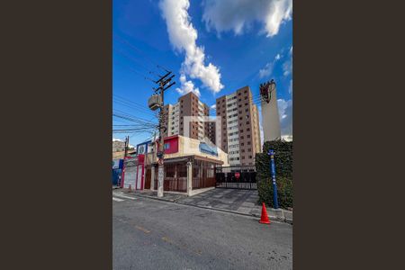 Apartamento à venda com 64m², 3 quartos e 1 vaga Apartamento à venda com 64m², 3 quartos e 1 vagaFachada e portaria