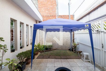 Casa à venda com 220m², 4 quartos e 3 vagas Casa à venda com 220m², 4 quartos e 3 vagasGaragem
