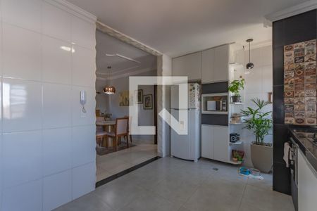 Apartamento à venda com 214m², 4 quartos e 2 vagas Apartamento à venda com 214m², 4 quartos e 2 vagasCozinha