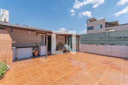 Apartamento à venda com 214m², 4 quartos e 2 vagas Apartamento à venda com 214m², 4 quartos e 2 vagasCobertura