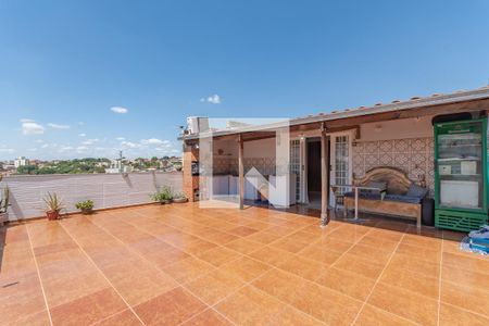 Apartamento à venda com 214m², 4 quartos e 2 vagas Apartamento à venda com 214m², 4 quartos e 2 vagasCobertura