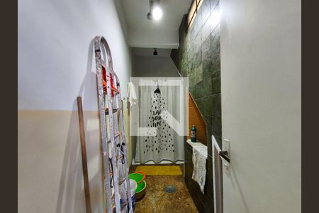 Casa à venda com 400m², 4 quartos e 5 vagas Casa à venda com 400m², 4 quartos e 5 vagasBanheiro de serviço
