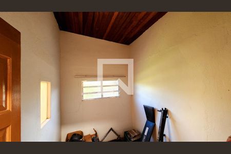 Casa à venda com 450m², 4 quartos e 3 vagas Casa à venda com 450m², 4 quartos e 3 vagasDispensa