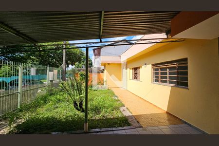 Casa à venda com 450m², 4 quartos e 3 vagas Casa à venda com 450m², 4 quartos e 3 vagasJardim
