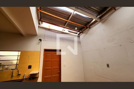 Casa à venda com 450m², 4 quartos e 3 vagas Casa à venda com 450m², 4 quartos e 3 vagasCozinha