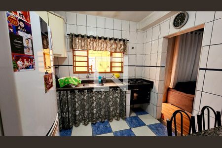 Casa à venda com 450m², 4 quartos e 3 vagas Casa à venda com 450m², 4 quartos e 3 vagasEdícula (cozinha)