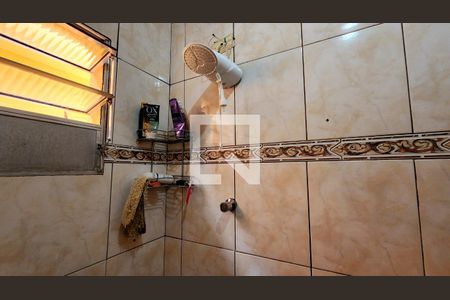 Casa à venda com 450m², 4 quartos e 3 vagas Casa à venda com 450m², 4 quartos e 3 vagasEdícula (banheiro)