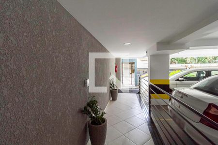 Apartamento para alugar com 74m², 2 quartos e 1 vagaEntrada