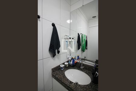 Apartamento à venda com 65m², 3 quartos e 1 vagaBanheiro Social