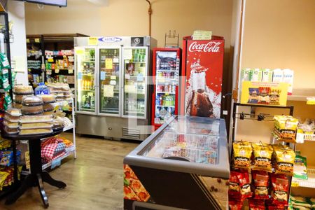 Apartamento à venda com 65m², 3 quartos e 1 vagasupermecado