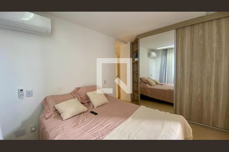 Apartamento à venda com 170m², 3 quartos e 2 vagas Apartamento à venda com 170m², 3 quartos e 2 vagasQuarto Suíte 1