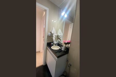 Apartamento à venda com 170m², 3 quartos e 2 vagas Apartamento à venda com 170m², 3 quartos e 2 vagasBanheiro Social