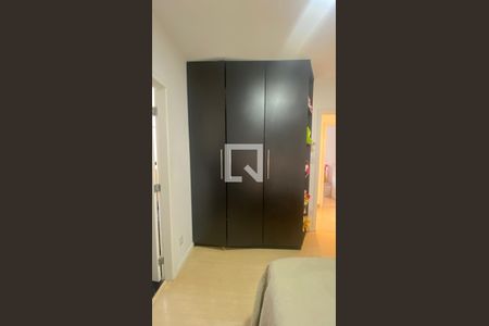 Apartamento à venda com 170m², 3 quartos e 2 vagas Apartamento à venda com 170m², 3 quartos e 2 vagasQuarto Suíte 2