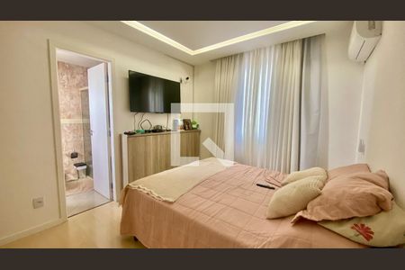 Apartamento à venda com 170m², 3 quartos e 2 vagas Apartamento à venda com 170m², 3 quartos e 2 vagasQuarto Suíte 1