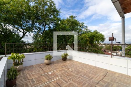 Apartamento à venda com 115m², 2 quartos e 2 vagasVaranda