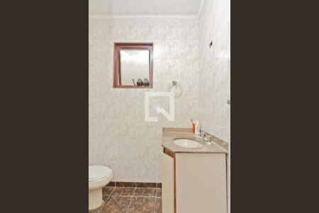 Casa à venda com 175m², 3 quartos e 2 vagas Casa à venda com 175m², 3 quartos e 2 vagasBanheiro da Suíte 2