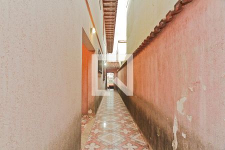 Casa à venda com 175m², 3 quartos e 2 vagas Casa à venda com 175m², 3 quartos e 2 vagasÁrea externa