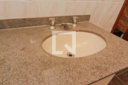 Casa à venda com 175m², 3 quartos e 2 vagas Casa à venda com 175m², 3 quartos e 2 vagasBanheiro da Suíte 3