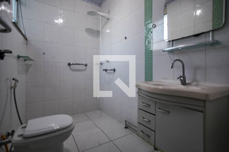 Casa para alugar com 288m², 4 quartos e 15 vagas Casa para alugar com 288m², 4 quartos e 15 vagasBanheiro do Quarto 4
