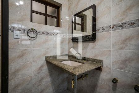 Casa para alugar com 288m², 4 quartos e 15 vagas Casa para alugar com 288m², 4 quartos e 15 vagasBanheiro do Quarto 2