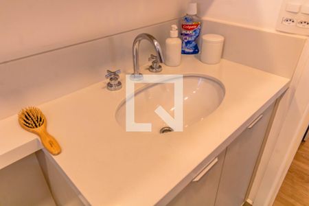 Apartamento à venda com 100m², 3 quartos e 2 vagas Apartamento à venda com 100m², 3 quartos e 2 vagasBanheiro