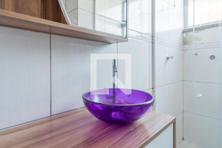 Apartamento à venda com 52m², 2 quartos e 1 vaga Apartamento à venda com 52m², 2 quartos e 1 vagaBanheiro